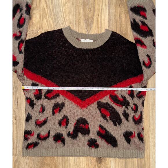 Mustard Seed Chevron Leopard Print Cozy Pullover Sweater - size M - Picture 6 of 7